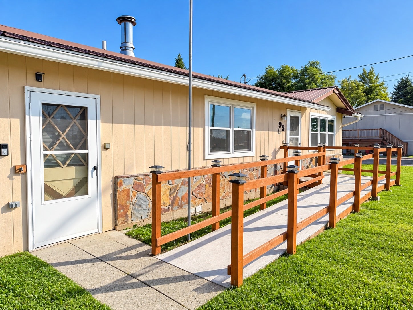 95 W Evergreen Drive