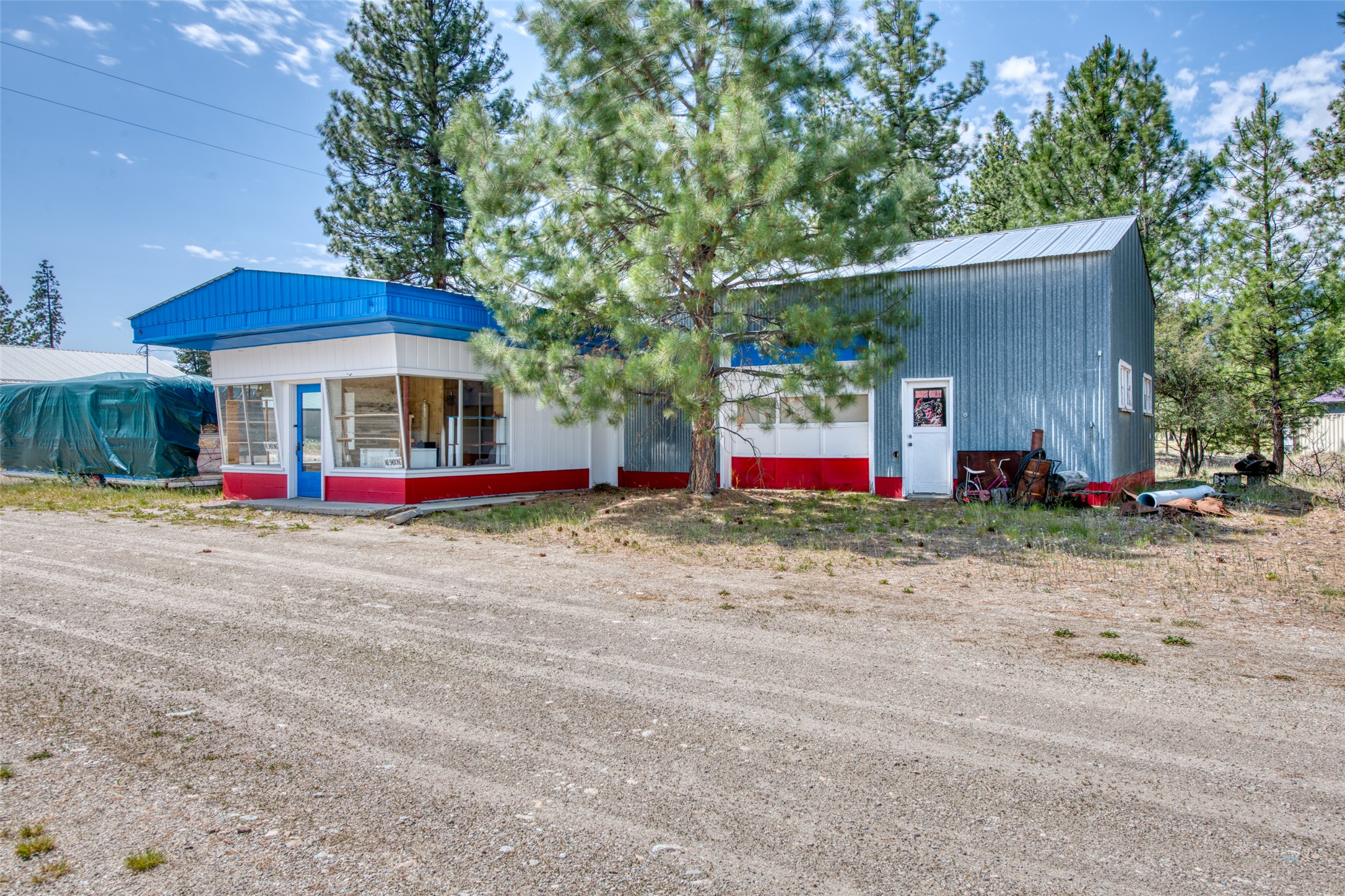 3565 US Highway 93 S