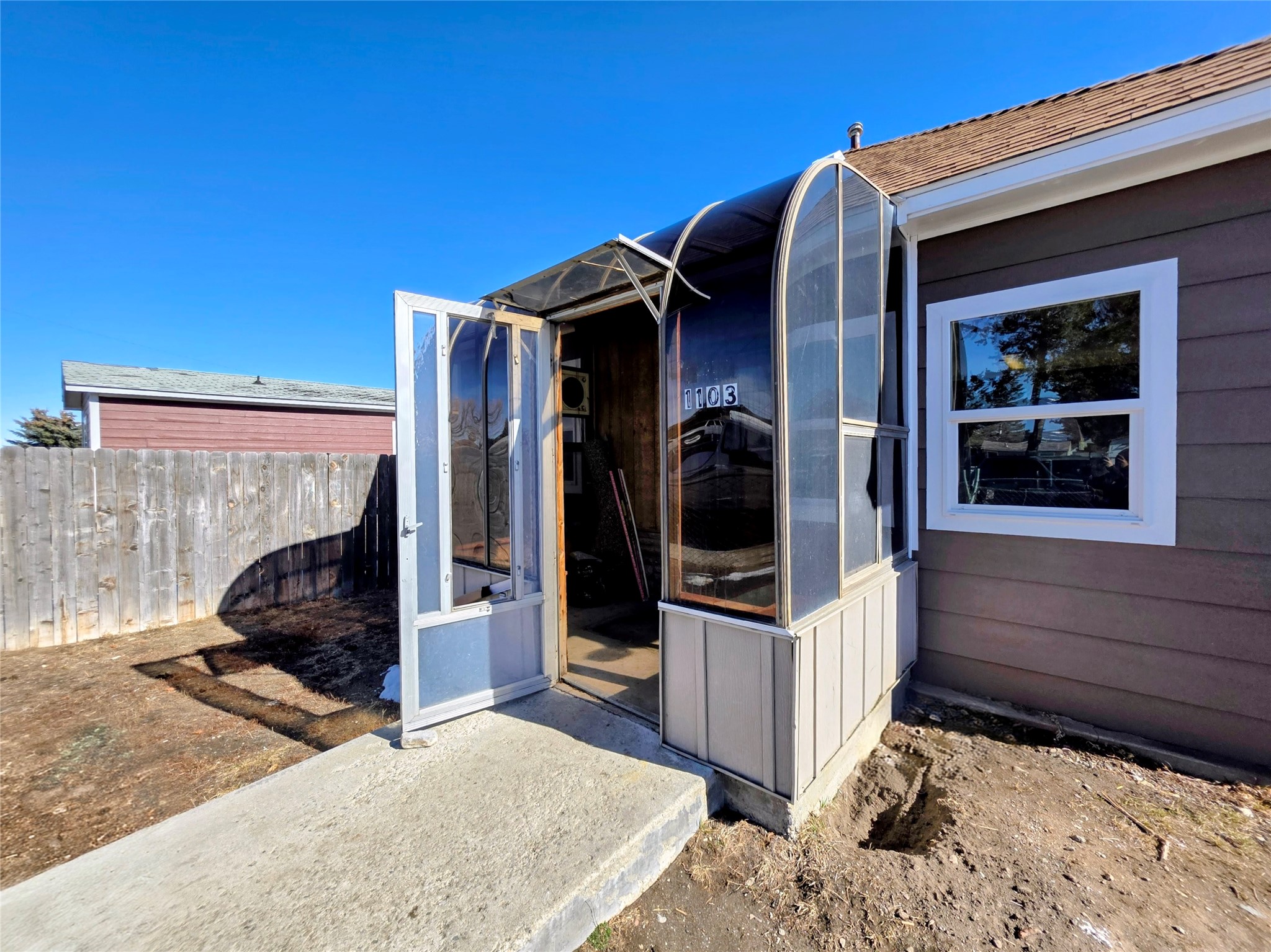 1103 Washington Street