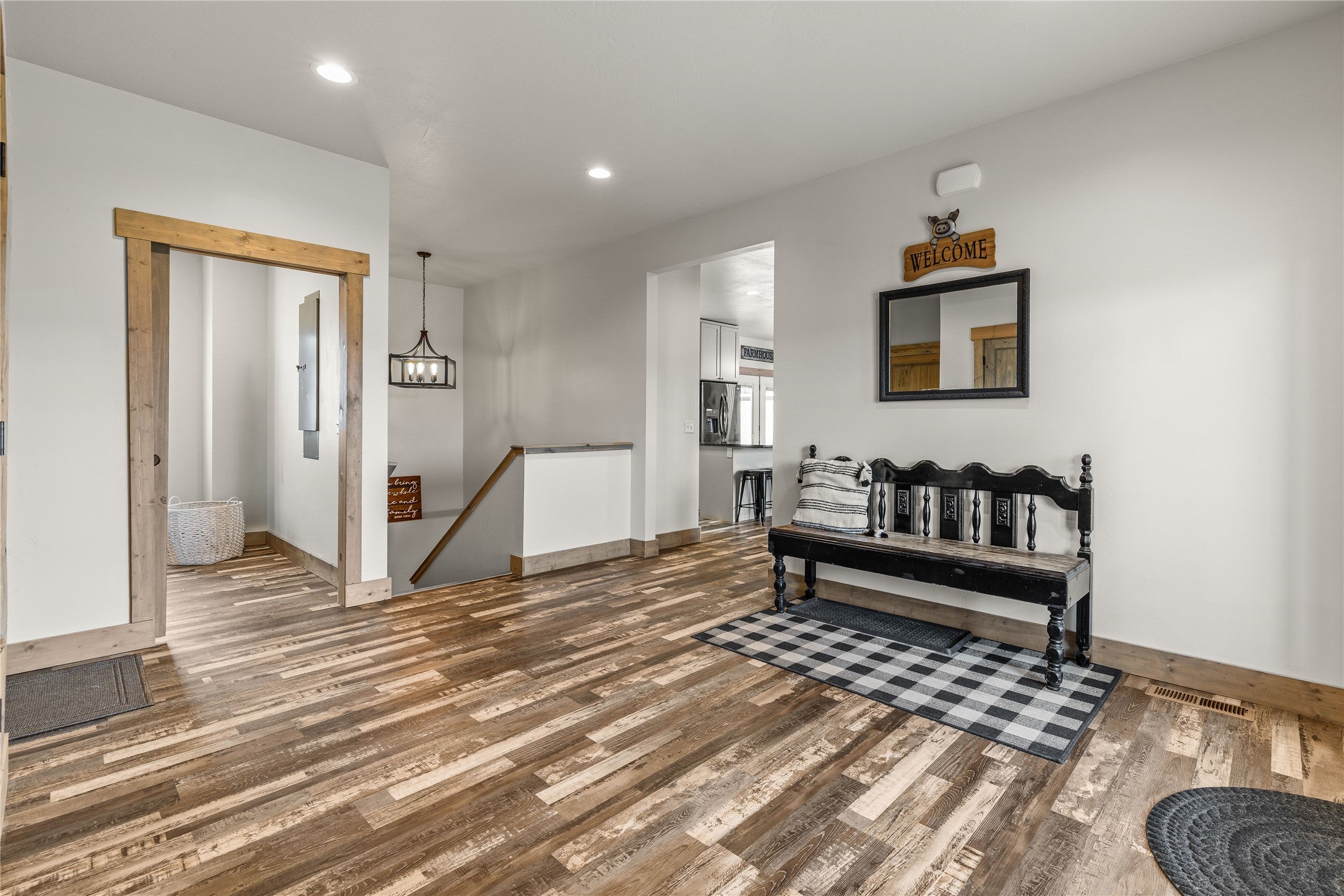 9558 Shikane Lane