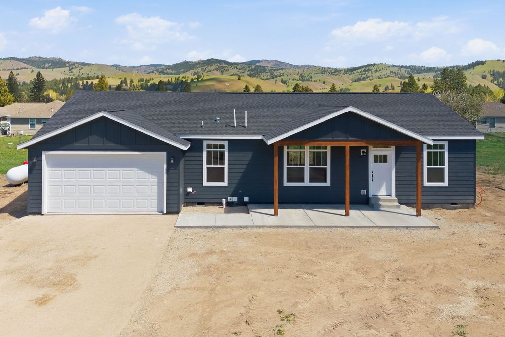 Photo of 131 Nicholson Way, Darby, MT 59829 (MLS # 30070783)