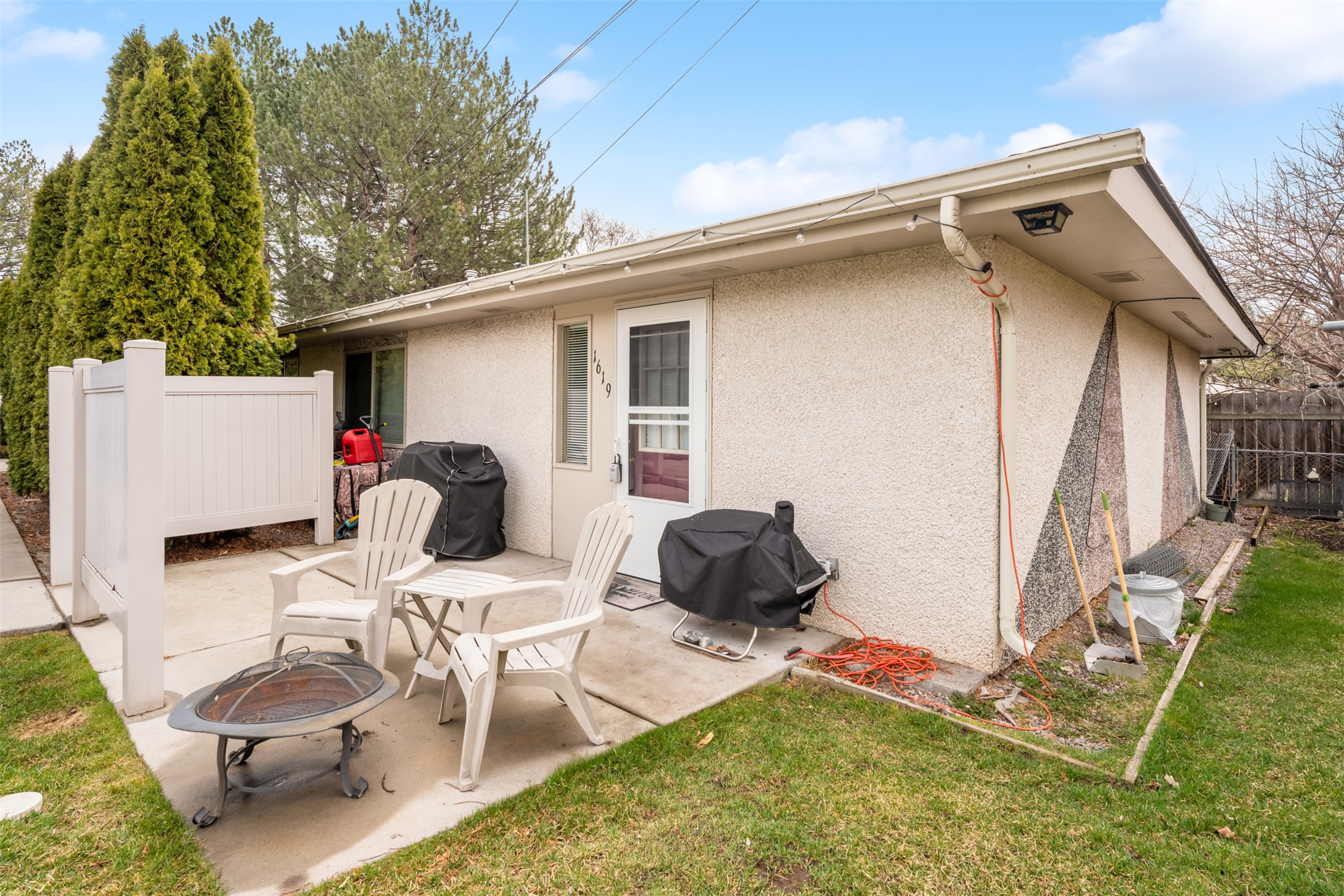 1619 Clements Road Building B