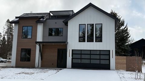 Photo of 301 Sawtooth Drive, Whitefish, MT 59937 (MLS # 30066810)