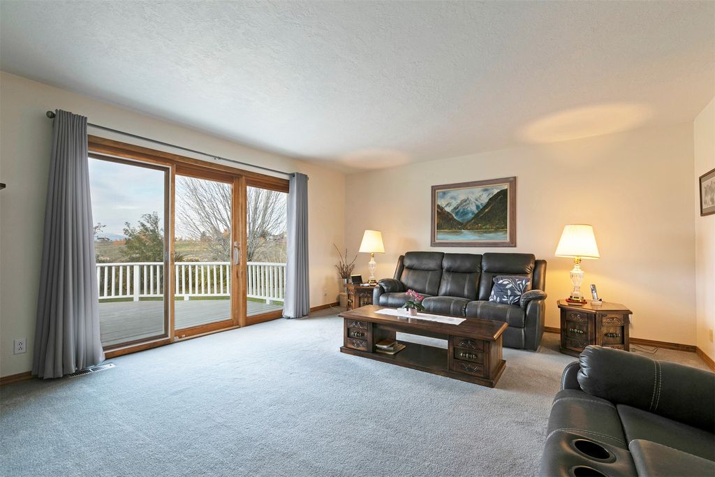 Photo of 632 Mihara Lane, Corvallis, MT 59828 (MLS # 30060470)