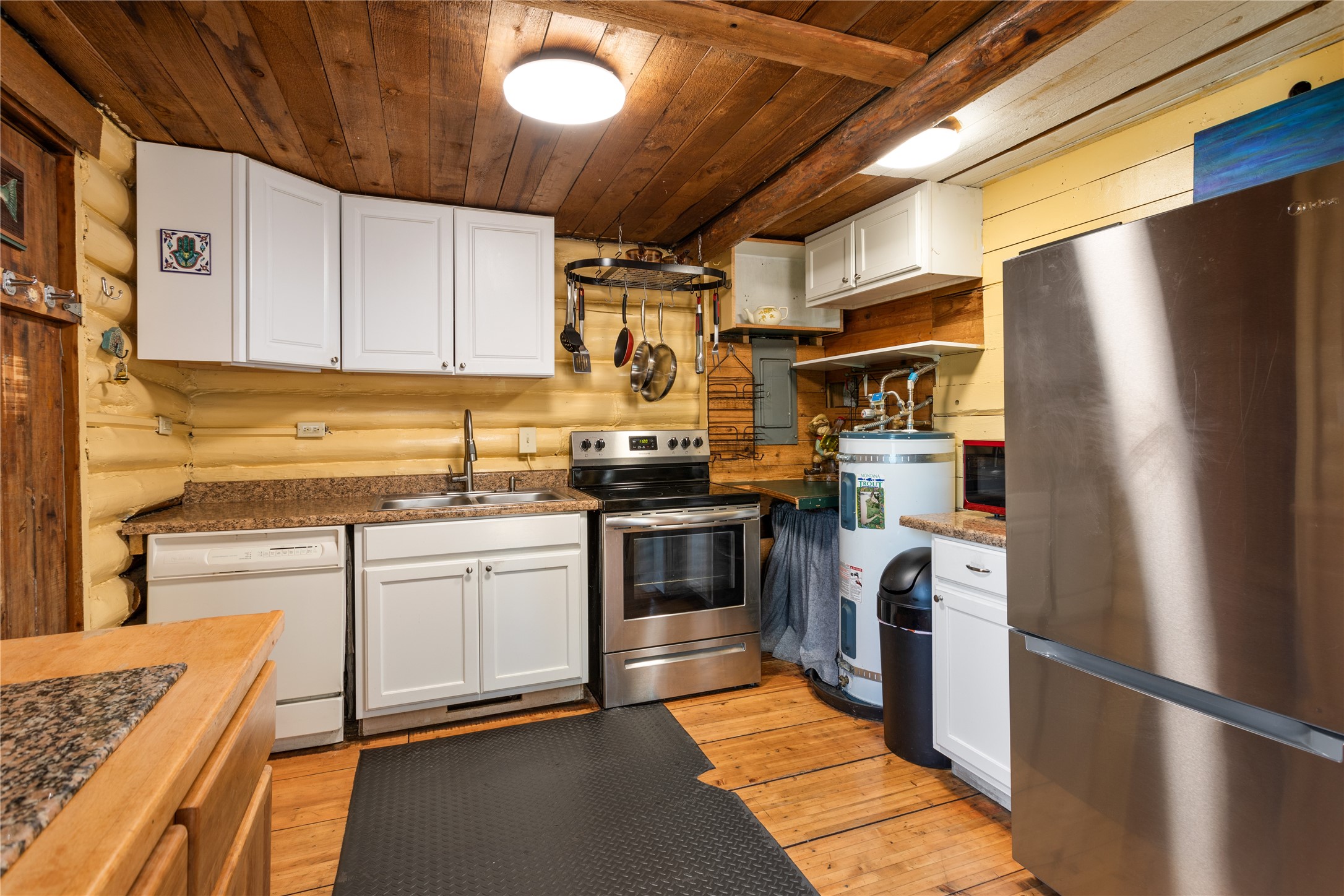 Missoula, Montana 59801, United States, 1 Bedroom Bedrooms, ,1 BathroomBathrooms,Residential,Pending,50941