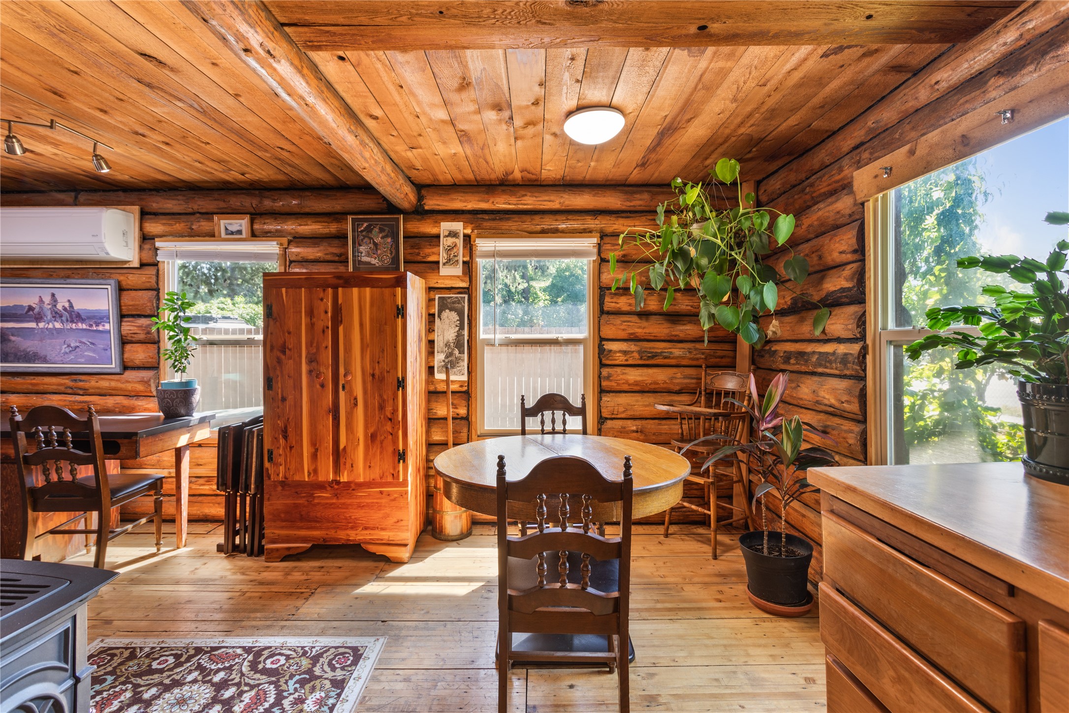 Missoula, Montana 59801, United States, 1 Bedroom Bedrooms, ,1 BathroomBathrooms,Residential,Pending,50941