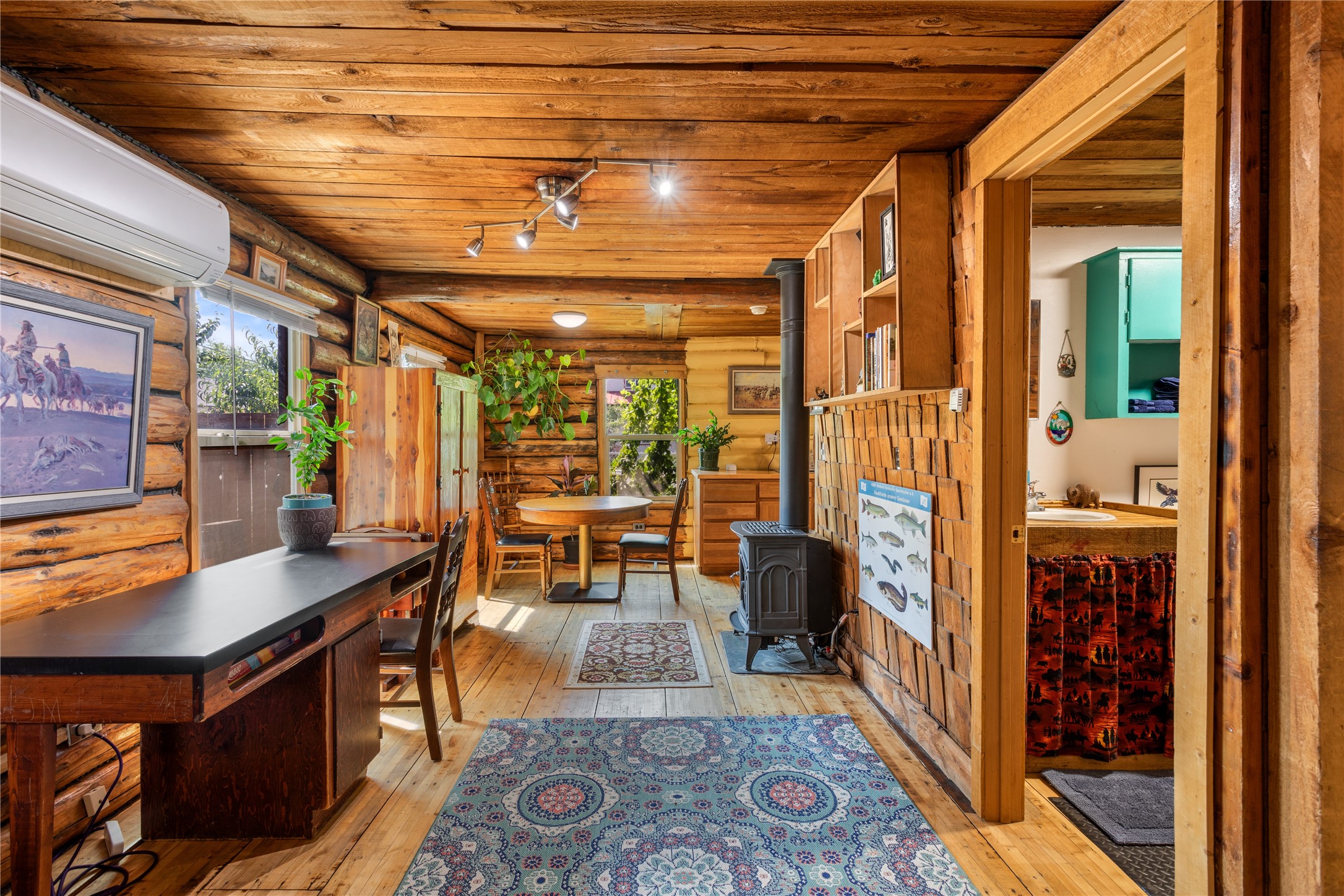 Missoula, Montana 59801, United States, 1 Bedroom Bedrooms, ,1 BathroomBathrooms,Residential,Pending,50941