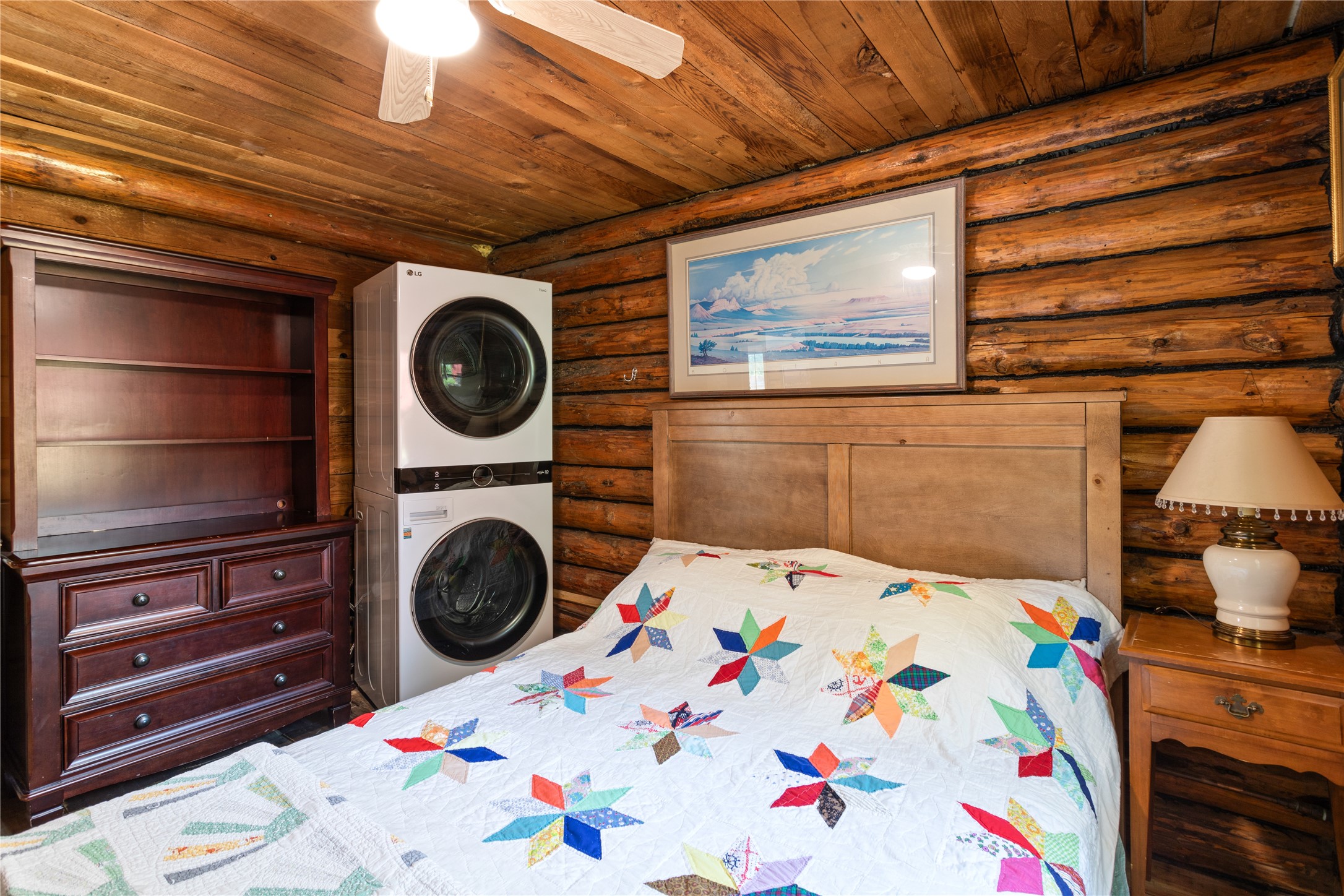 Missoula, Montana 59801, United States, 1 Bedroom Bedrooms, ,1 BathroomBathrooms,Residential,Pending,50941