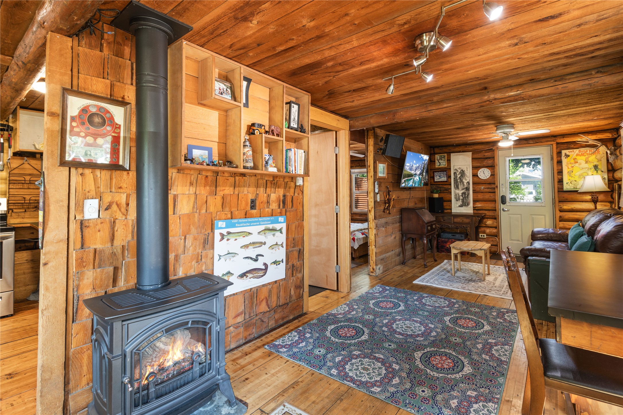 Missoula, Montana 59801, United States, 1 Bedroom Bedrooms, ,1 BathroomBathrooms,Residential,Pending,50941