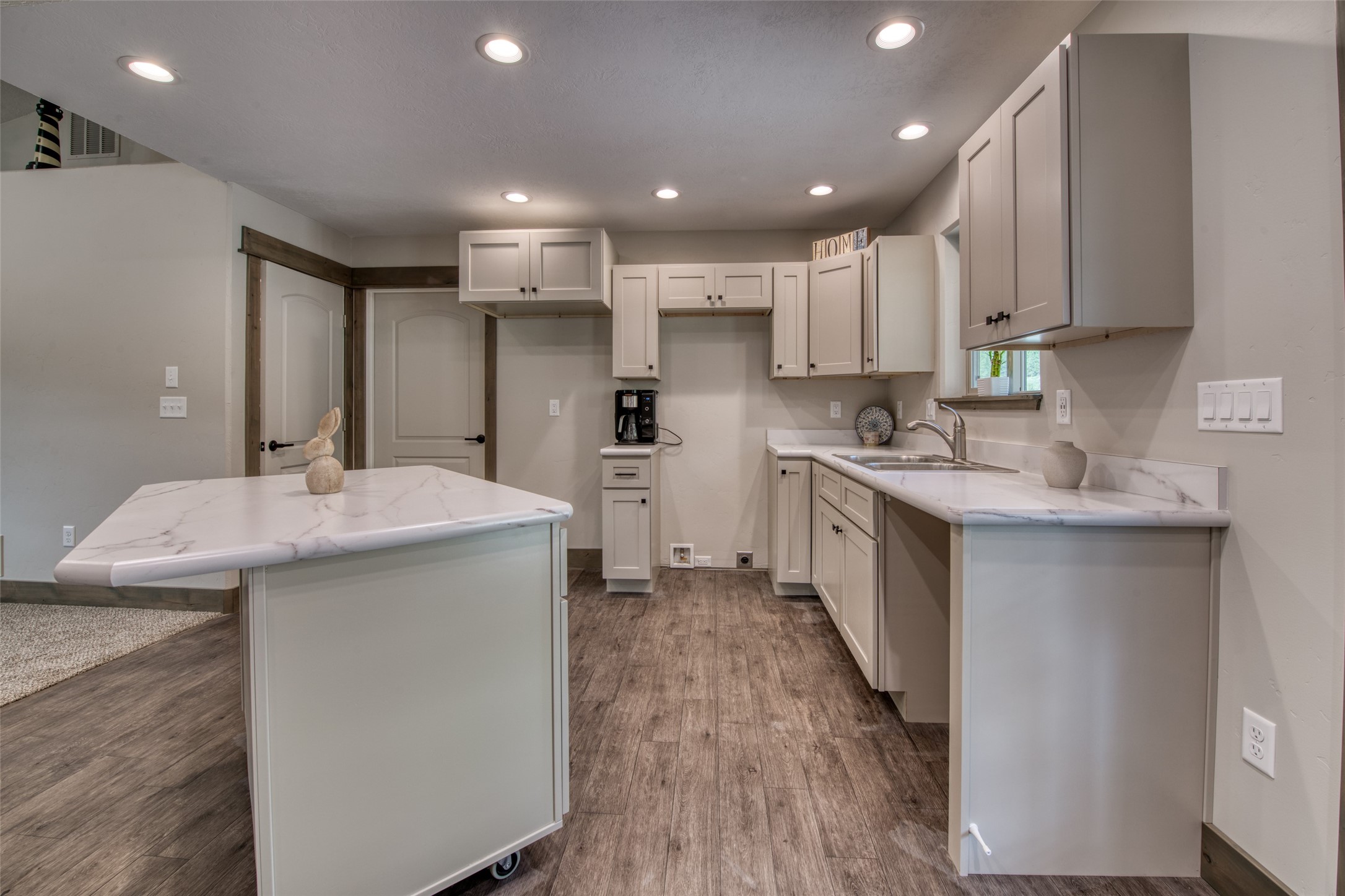 Alberton, Montana 59820, United States, 3 Bedrooms Bedrooms, ,2 BathroomsBathrooms,Residential,Active,65360