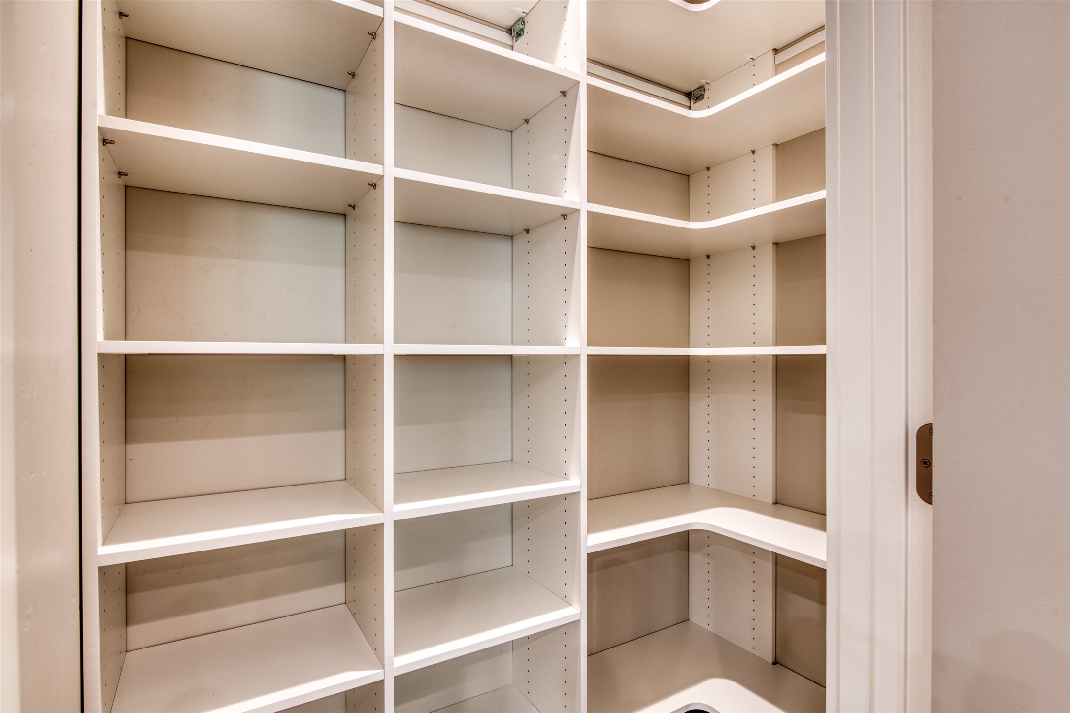 Alberton, Montana 59820, United States, 3 Bedrooms Bedrooms, ,2 BathroomsBathrooms,Residential,Active,65360