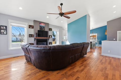 Tiny photo for 3425 6th Avenue S, Great Falls, MT 59405 (MLS # 30070262)
