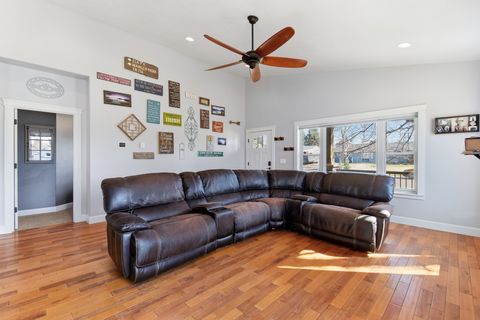 Tiny photo for 3425 6th Avenue S, Great Falls, MT 59405 (MLS # 30070262)