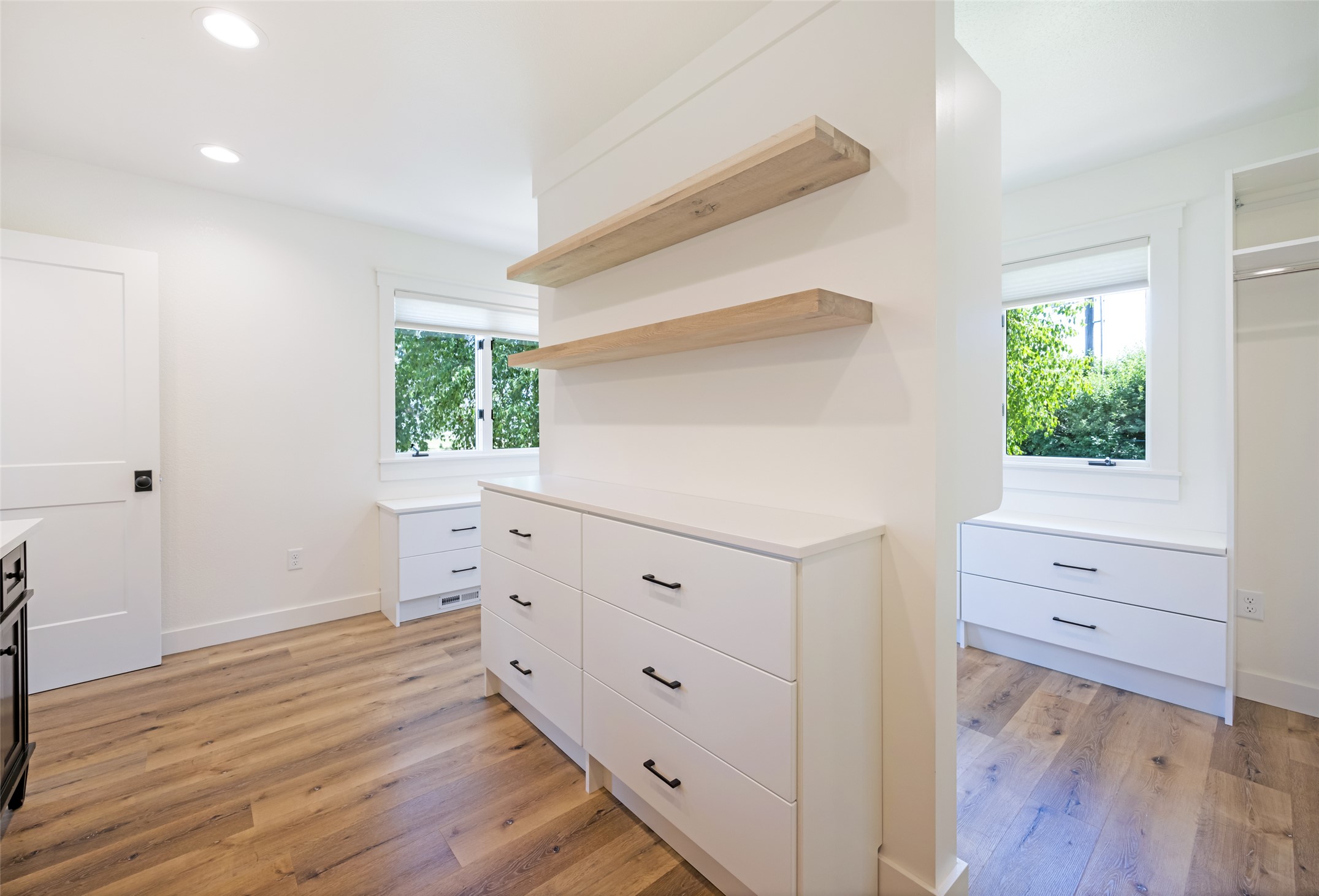 Missoula, Montana 59804, United States, 4 Bedrooms Bedrooms, ,3 BathroomsBathrooms,Residential,Active,150172