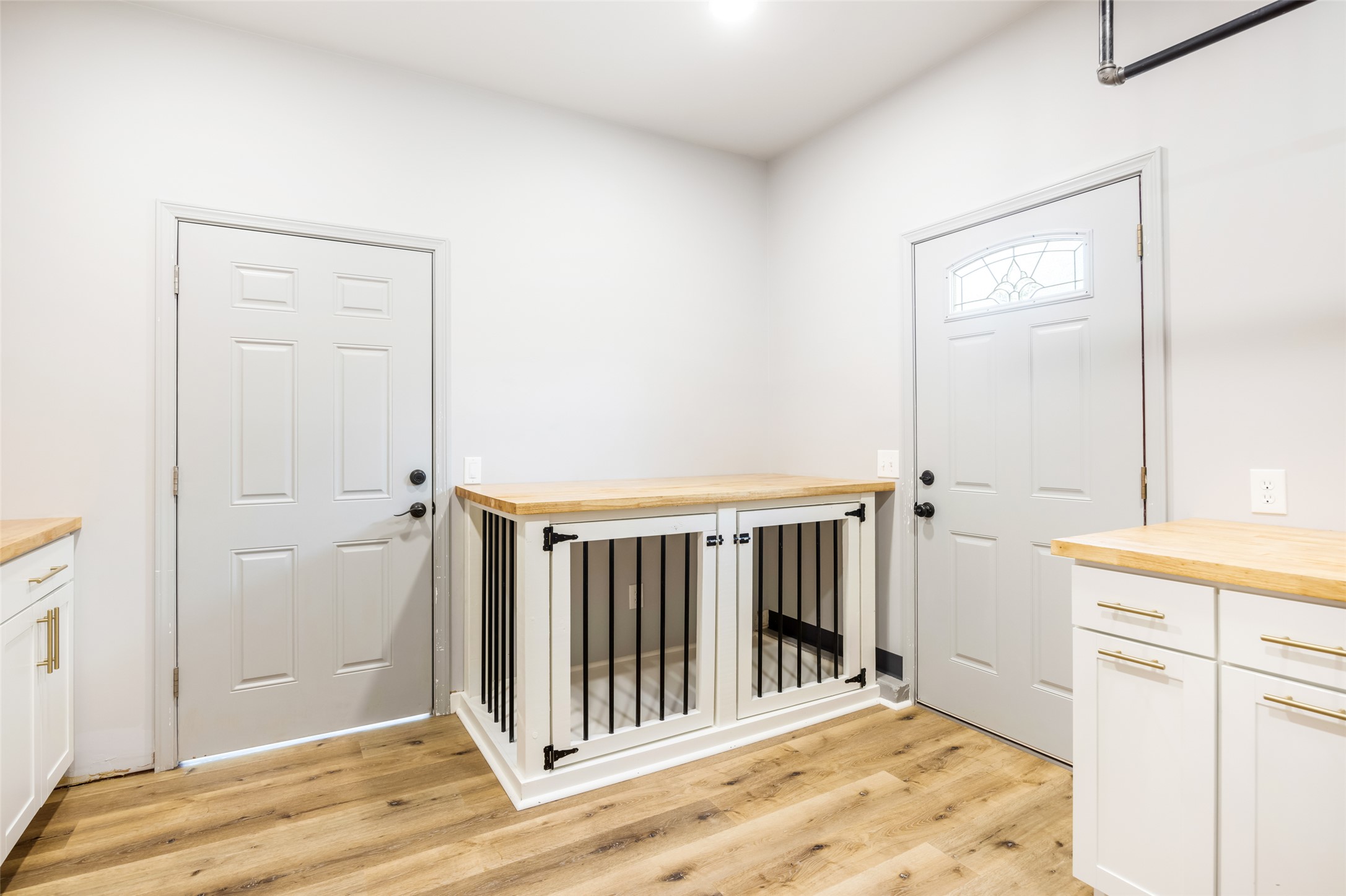 Missoula, Montana 59804, United States, 4 Bedrooms Bedrooms, ,3 BathroomsBathrooms,Residential,Active,150172