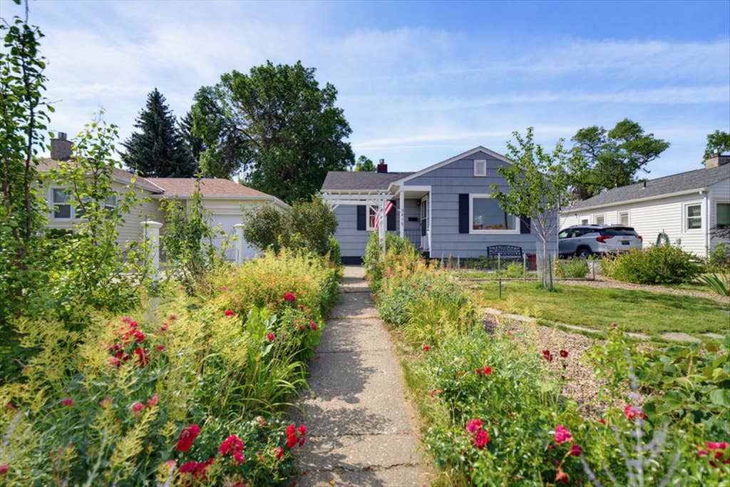 Photo of 3416 3rd Avenue S, Great Falls, MT 59405 (MLS # 30076851)