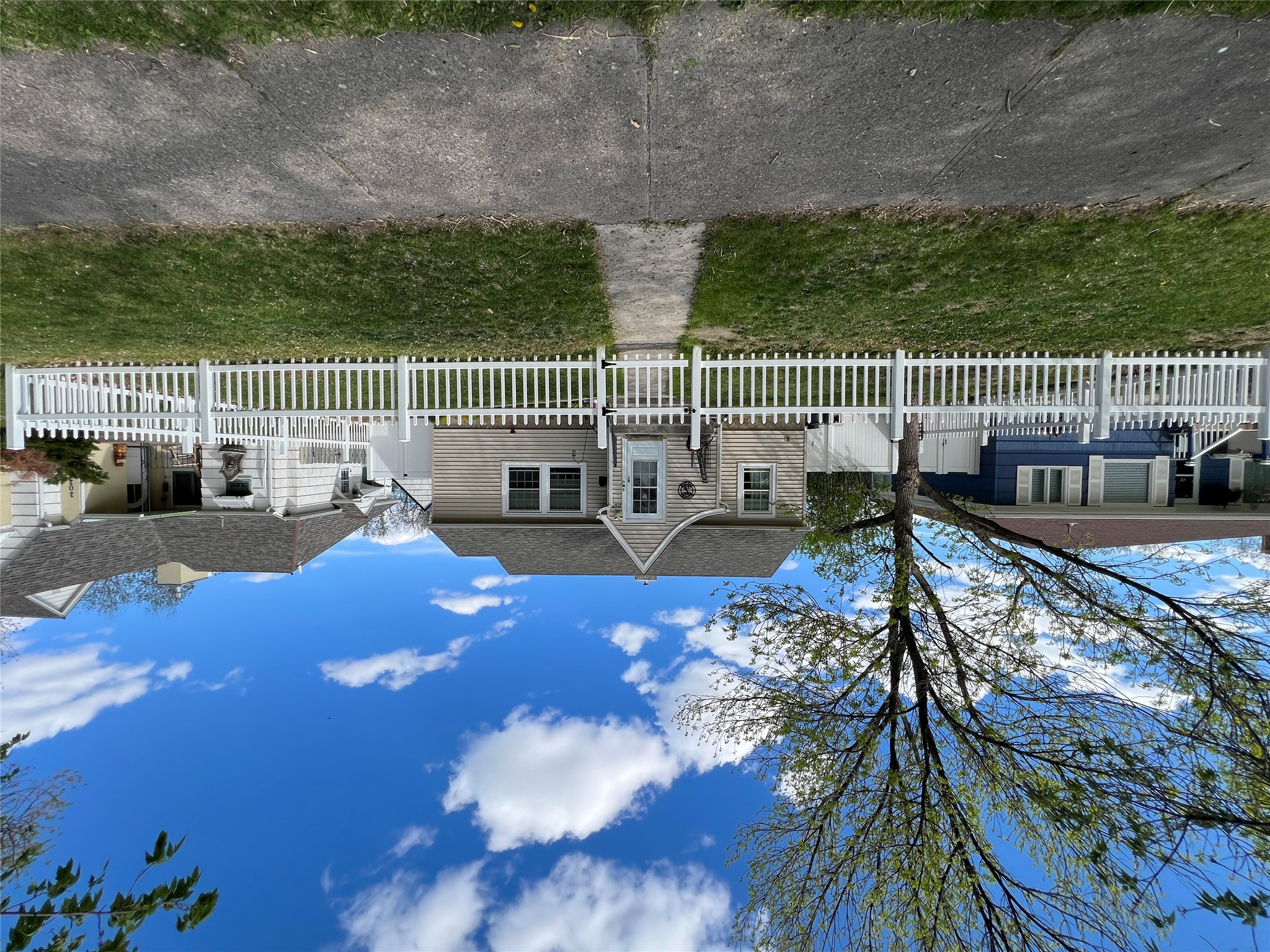 2017 4th Avenue S