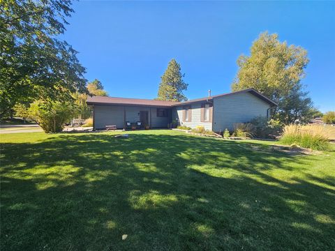 Photo of 601 Fox Drive, Great Falls, MT 59404 (MLS # 30057671)