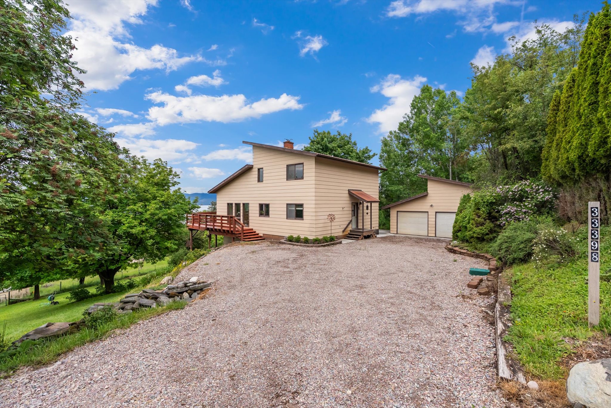 33398 Hellroaring Road