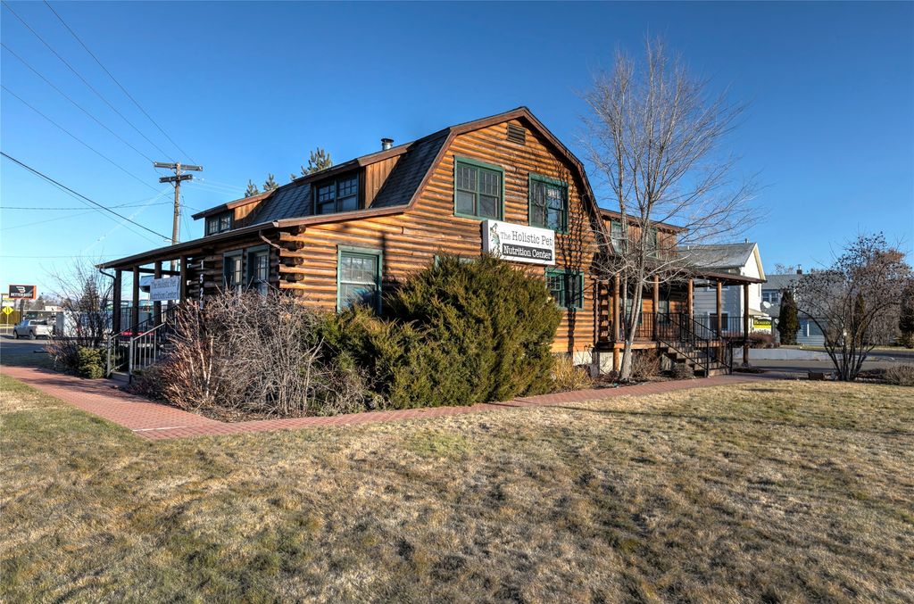 Photo of 1520 S Russell Street, Missoula, MT 59801 (MLS # 30064206)