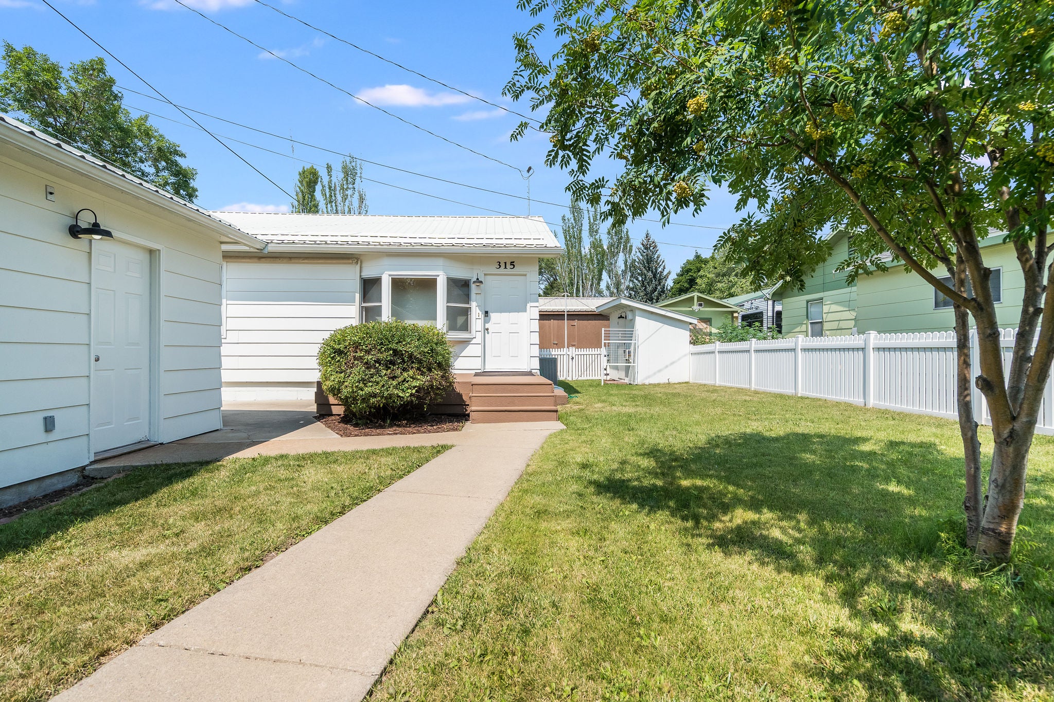 315 6th Street W