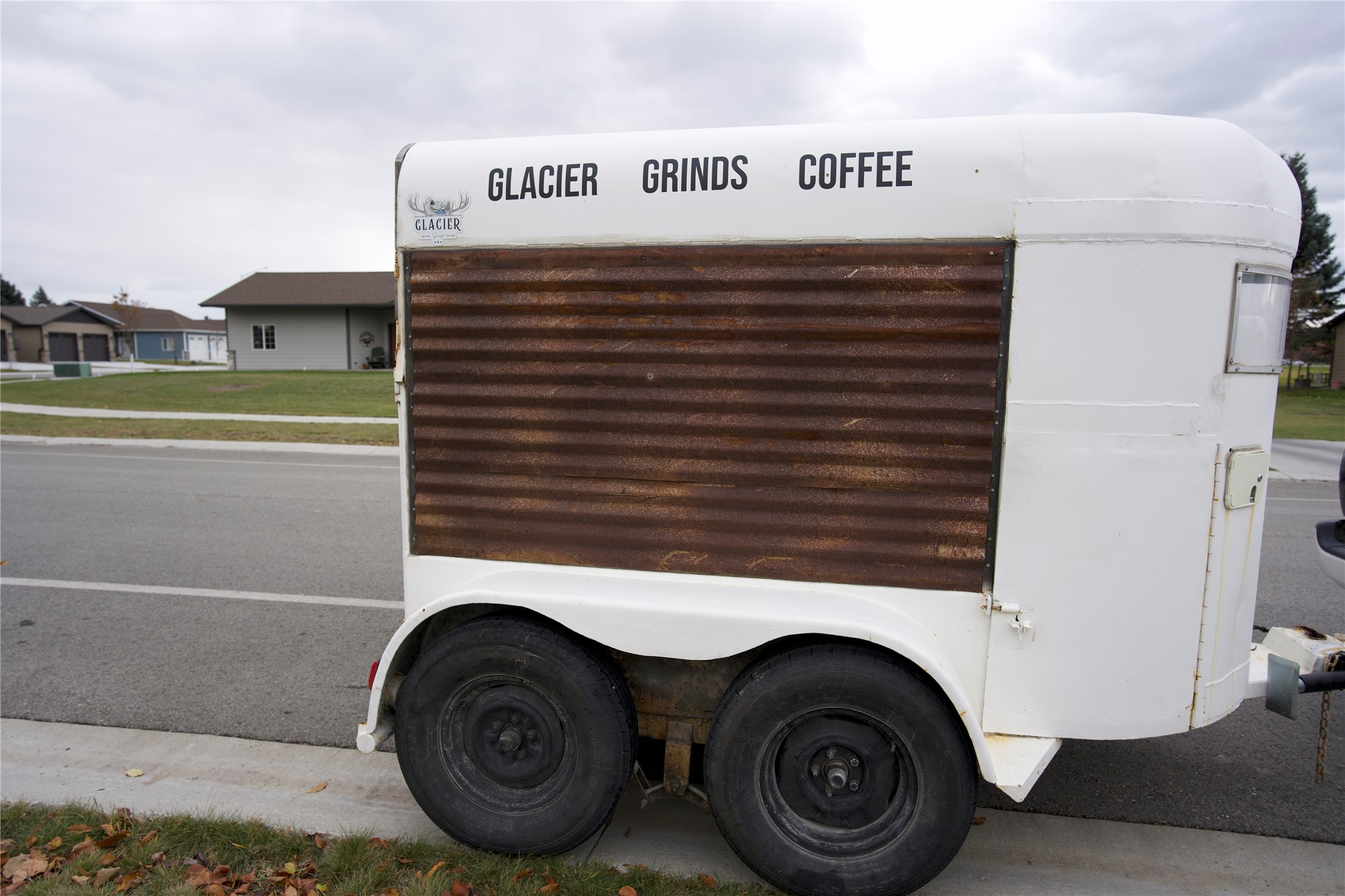 NHN Glacier Grinds Coffee