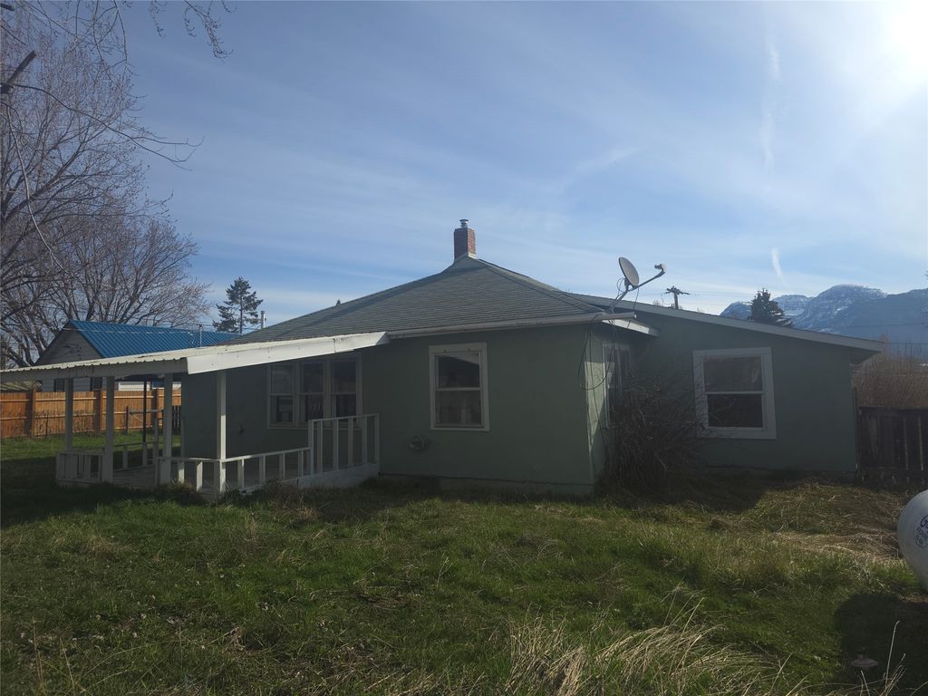 Photo of 107 7th Avenue NW, Ronan, MT 59864 (MLS # 30068585)