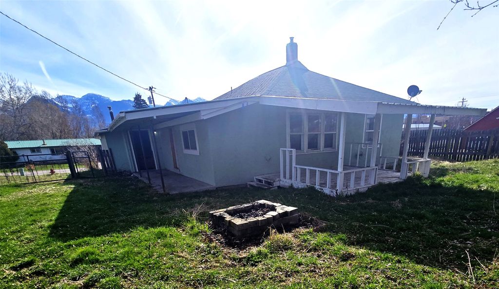 Photo of 107 7th Avenue NW, Ronan, MT 59864 (MLS # 30068585)