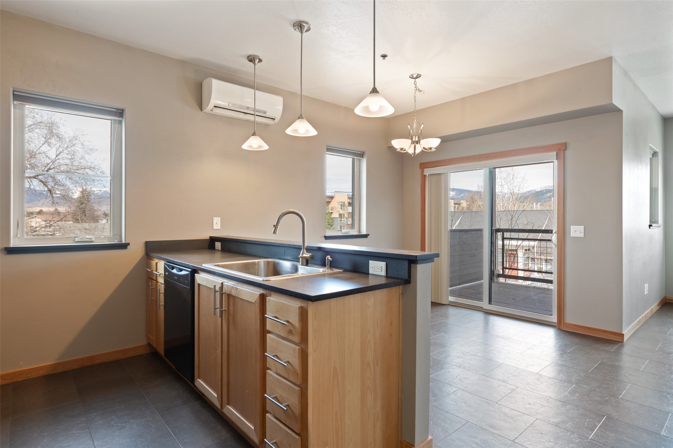 105 Inez Street 10