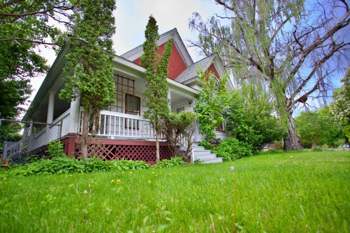 611 S 4th Street W