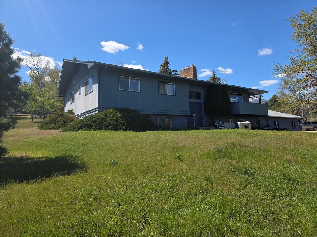 Photo of 82 Ricketts Road, Hamilton, MT 59840 (MLS # 30070203)