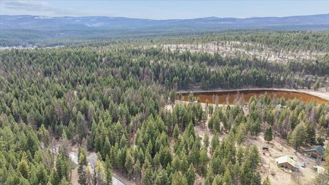 Tiny photo for 2054 Barnaby Lake Road, Eureka, MT 59917 (MLS # 30064246)