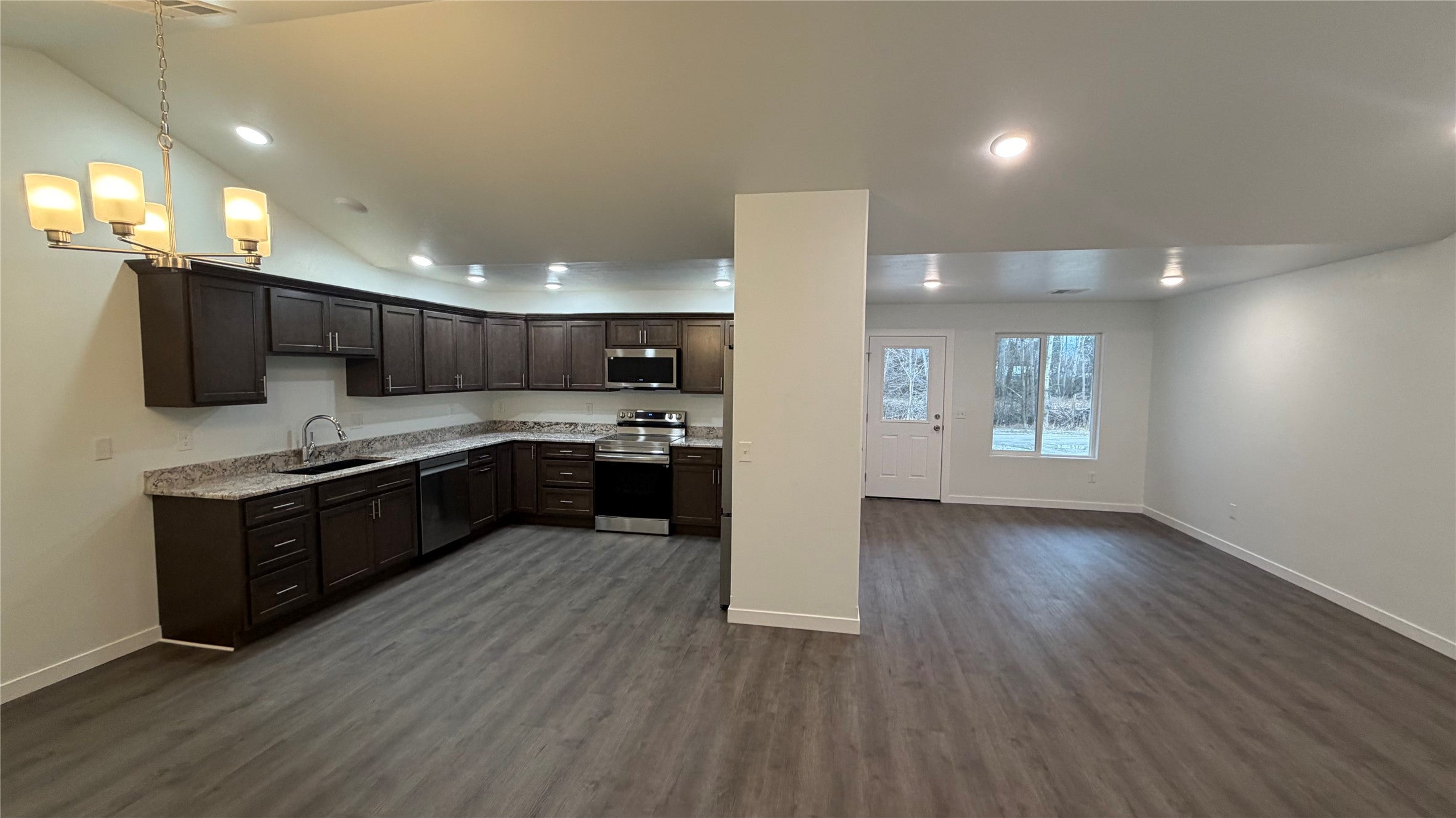 223 E Commerce Way 18