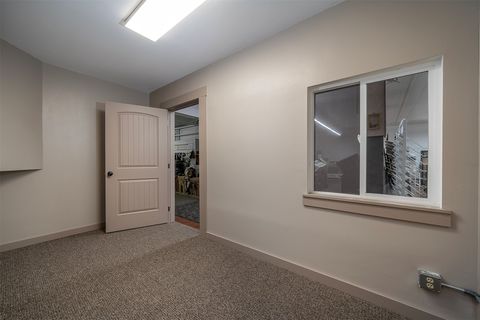 Tiny photo for 302/304 2nd Avenue W, Kalispell, MT 59901 (MLS # 30068983)