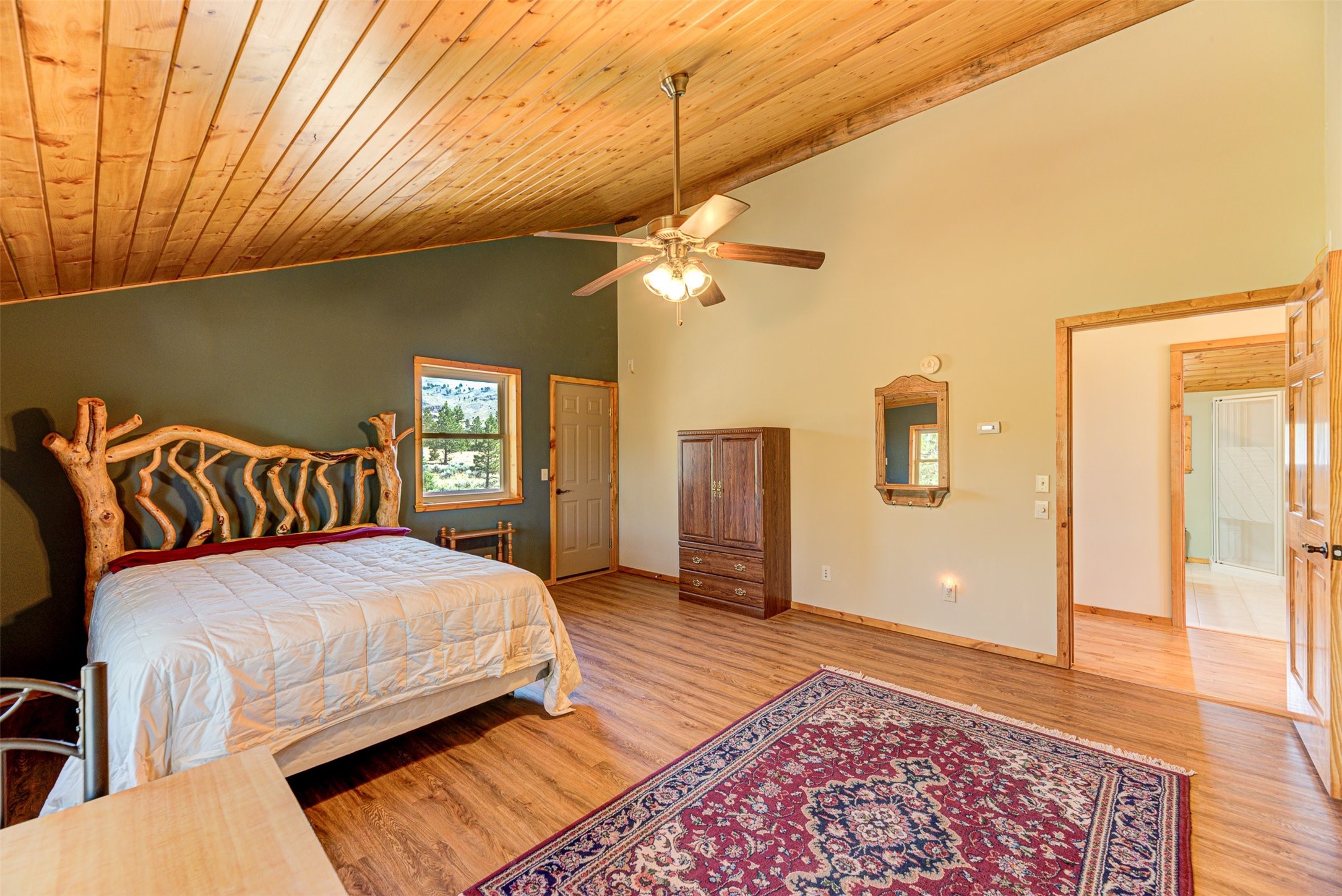 Helena, Montana 59602, United States, 4 Bedrooms Bedrooms, ,3 BathroomsBathrooms,Residential,Pending,51255