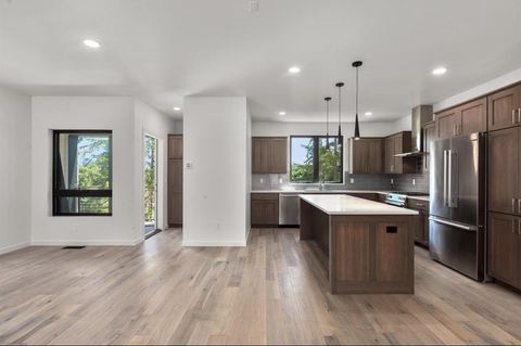 Tiny photo for 713 W 2nd Street W, Whitefish, MT 59937 (MLS # 30066550)