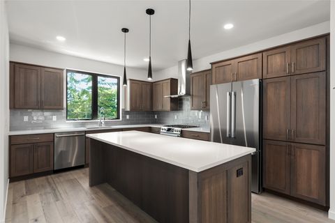 Tiny photo for 713 W 2nd Street W, Whitefish, MT 59937 (MLS # 30066550)