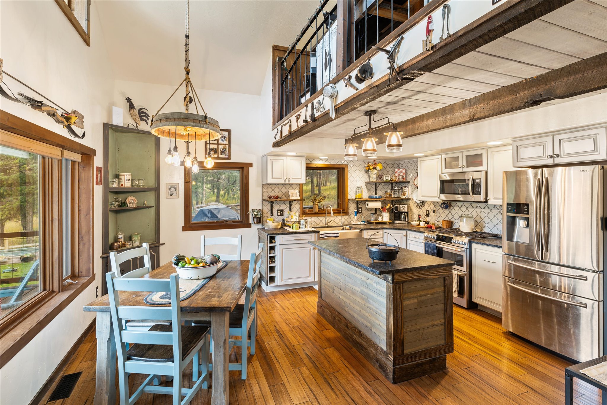 Kila, Montana 59920, United States, 3 Bedrooms Bedrooms, ,2 BathroomsBathrooms,Residential,Pending,39186