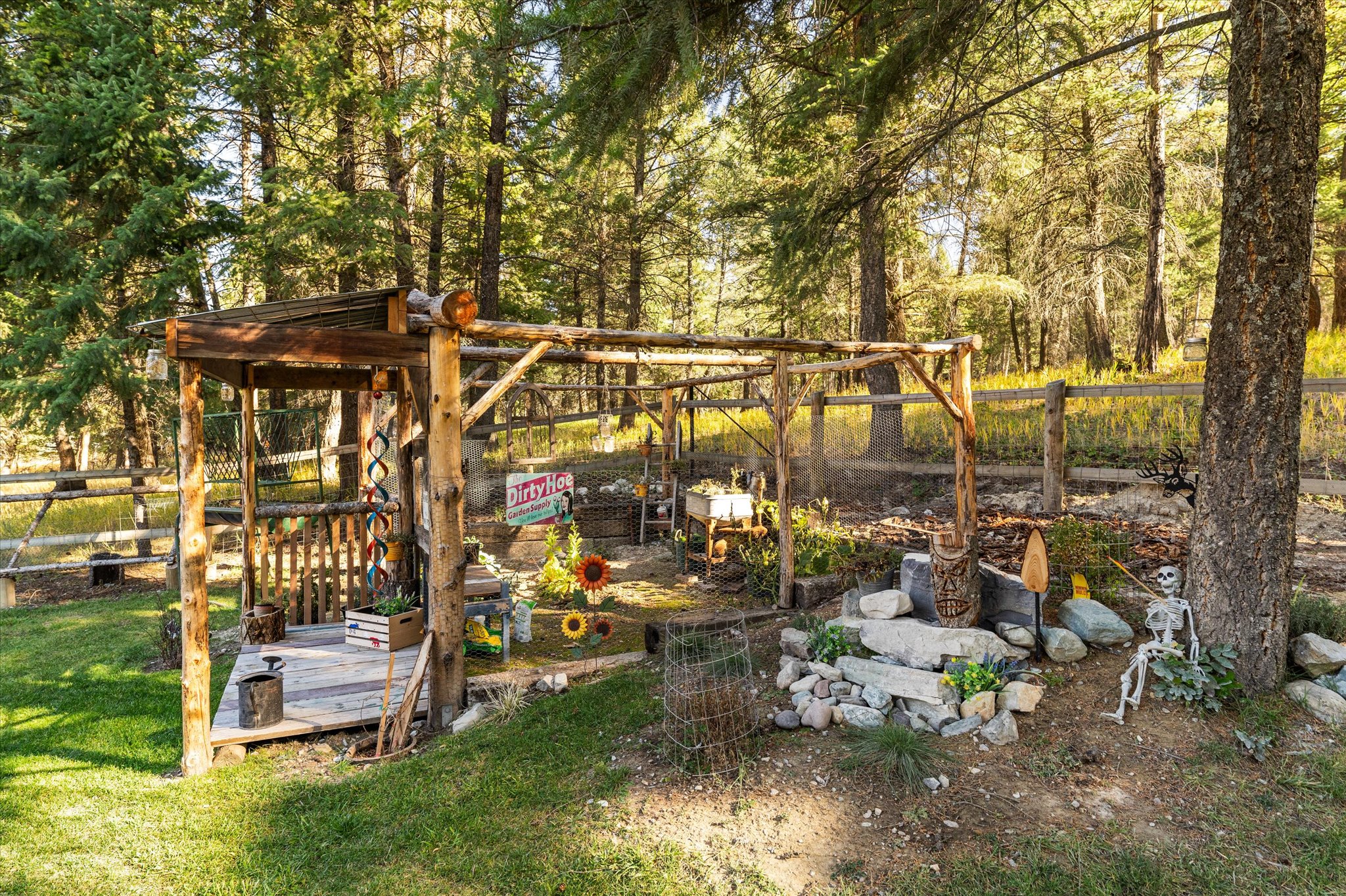 Kila, Montana 59920, United States, 3 Bedrooms Bedrooms, ,2 BathroomsBathrooms,Residential,Pending,39186