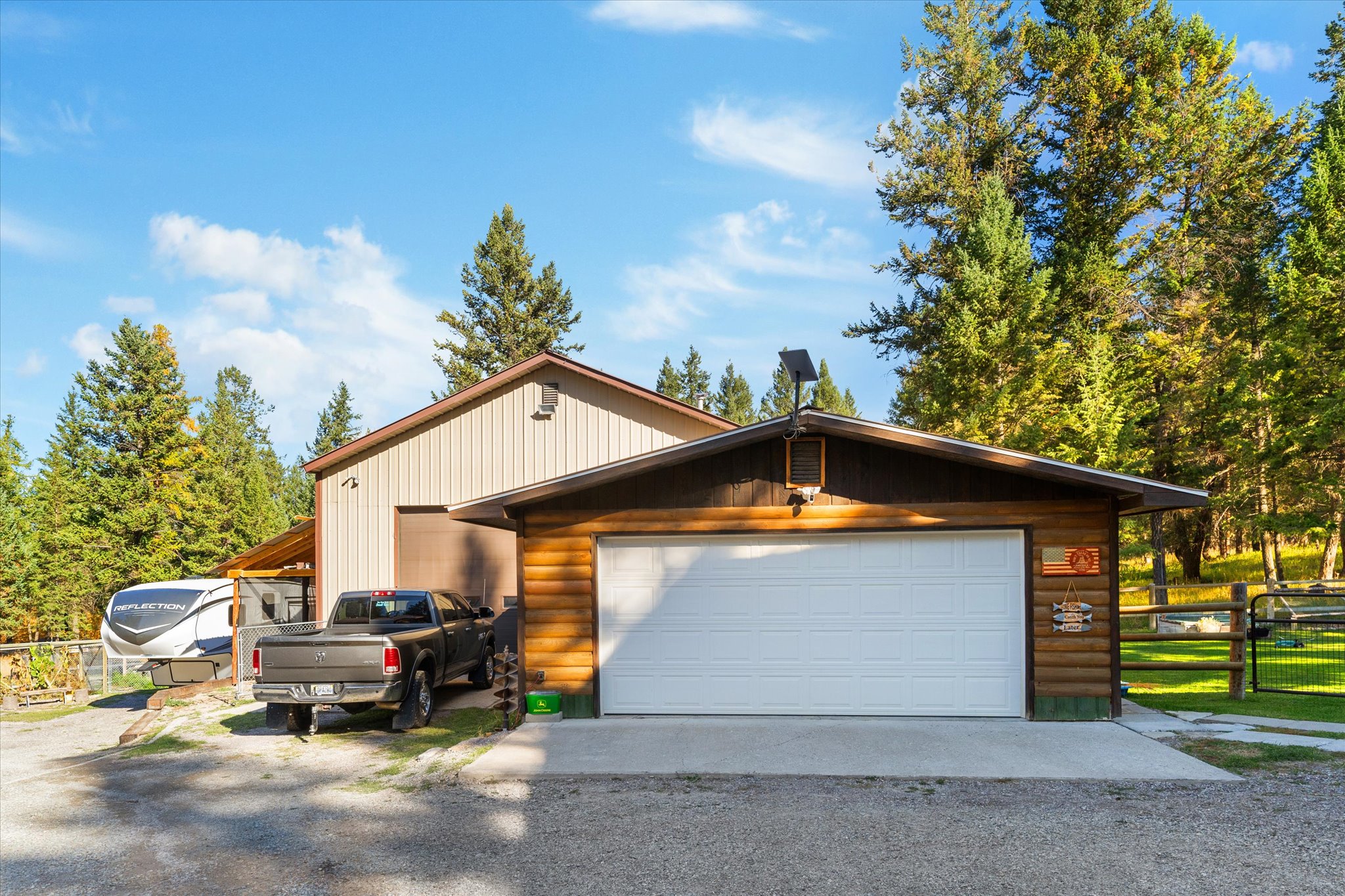 Kila, Montana 59920, United States, 3 Bedrooms Bedrooms, ,2 BathroomsBathrooms,Residential,Pending,39186