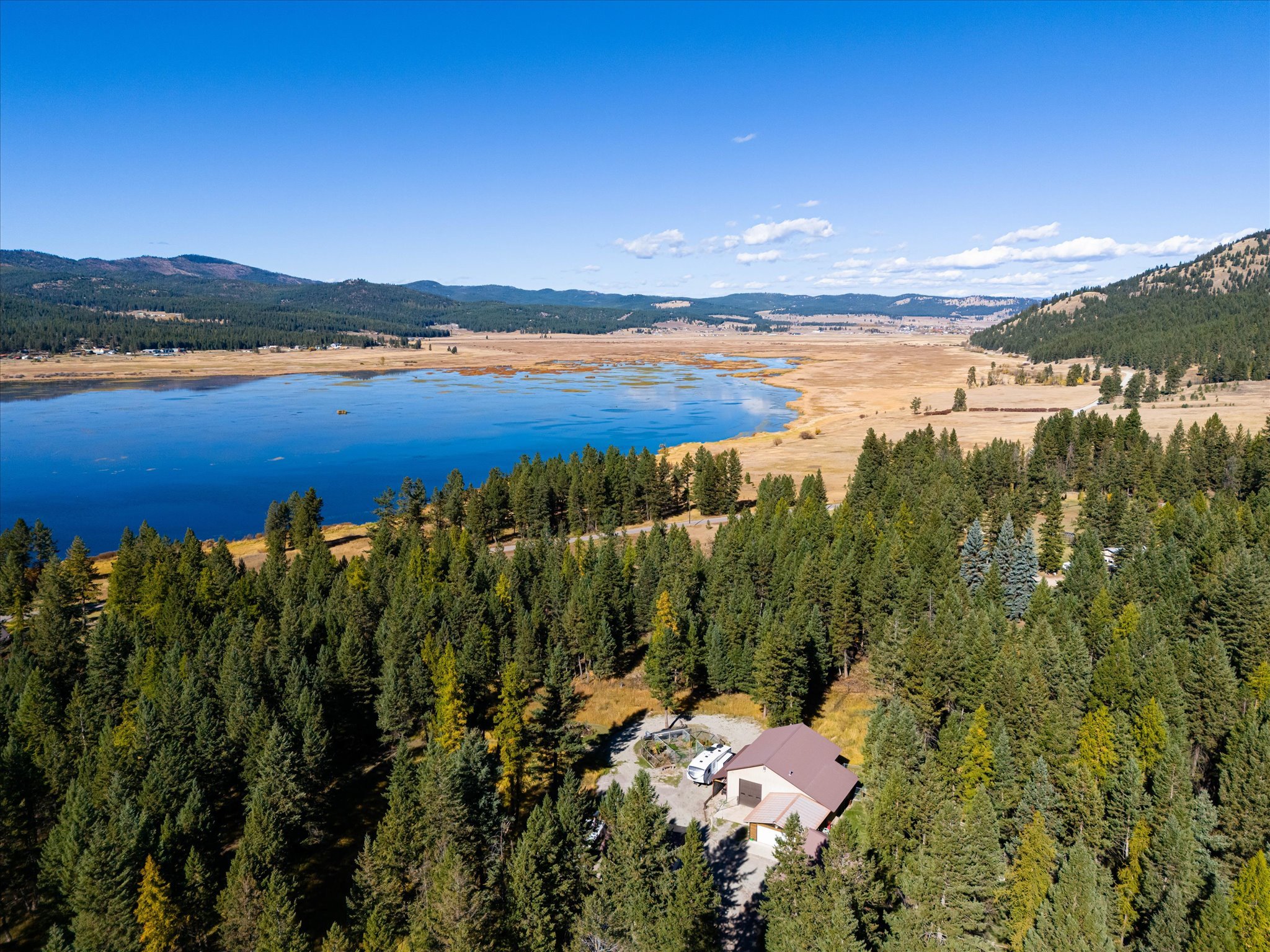 Kila, Montana 59920, United States, 3 Bedrooms Bedrooms, ,2 BathroomsBathrooms,Residential,Pending,39186