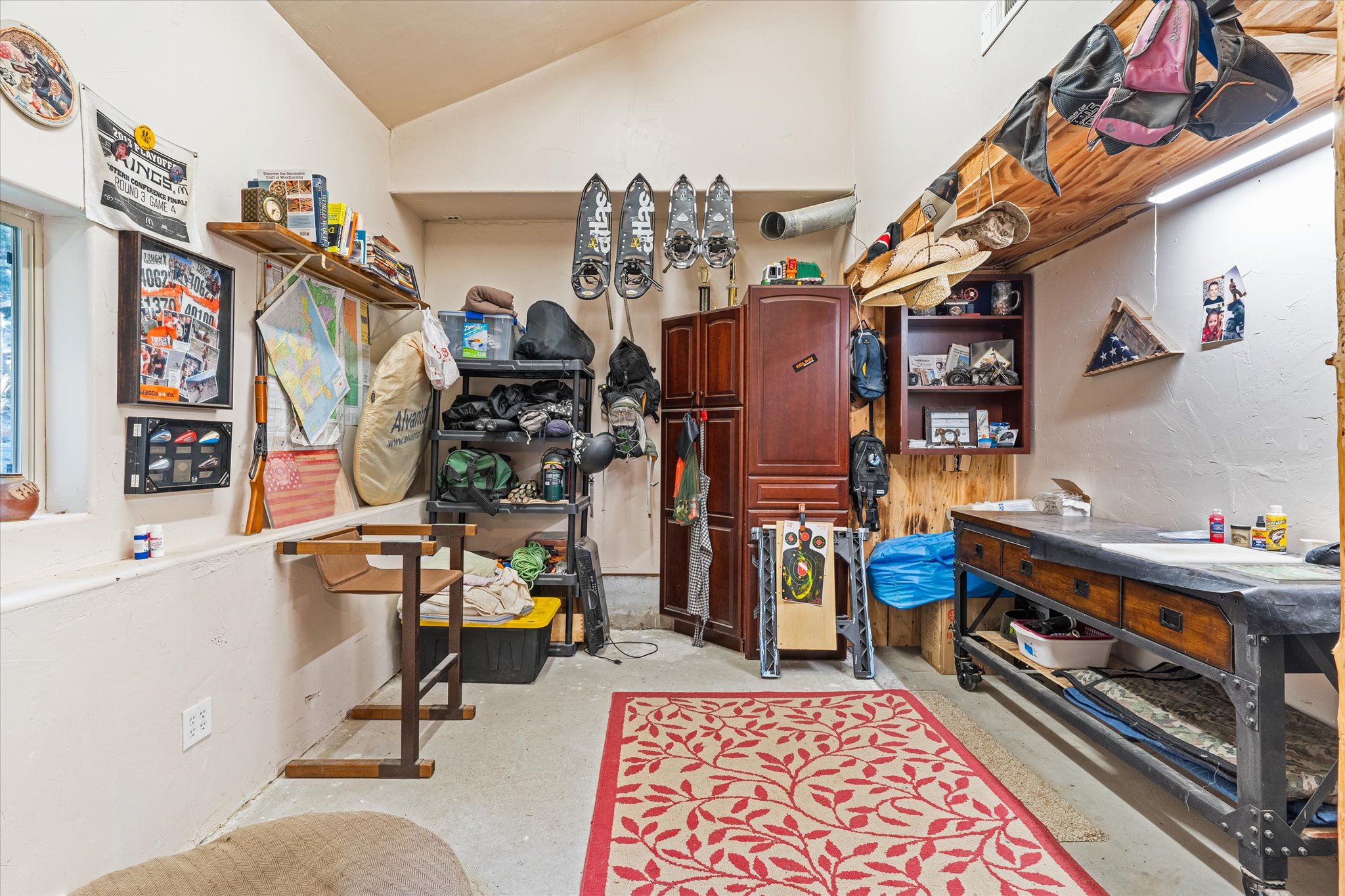 Kila, Montana 59920, United States, 3 Bedrooms Bedrooms, ,2 BathroomsBathrooms,Residential,Pending,39186