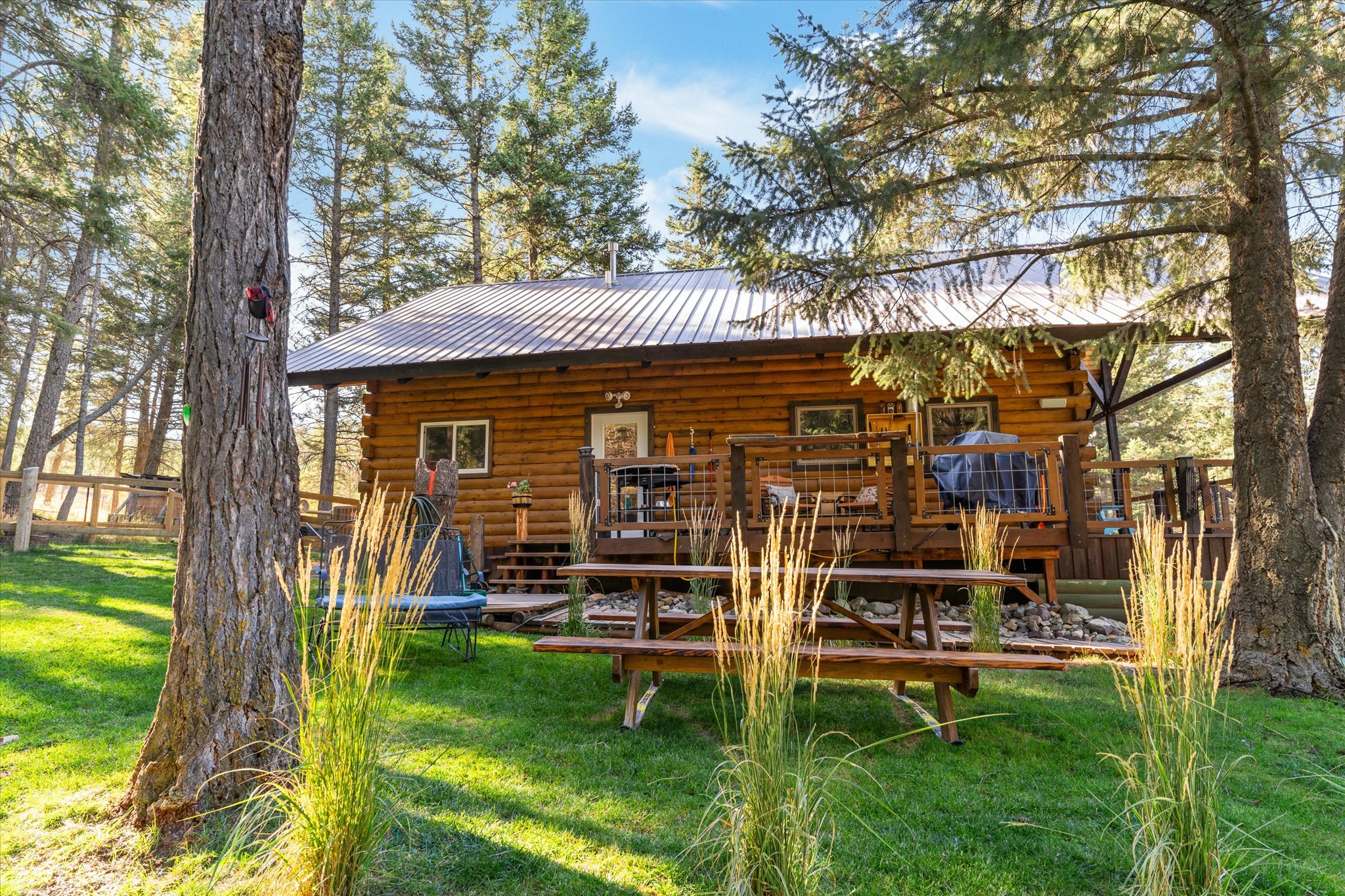 Kila, Montana 59920, United States, 3 Bedrooms Bedrooms, ,2 BathroomsBathrooms,Residential,Pending,39186