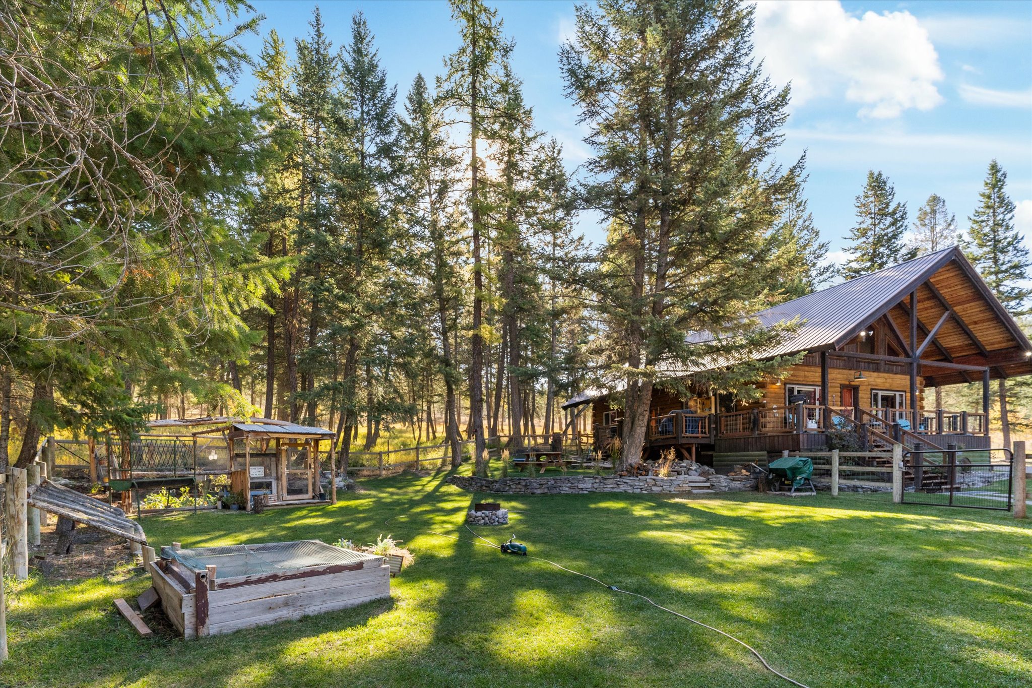 Kila, Montana 59920, United States, 3 Bedrooms Bedrooms, ,2 BathroomsBathrooms,Residential,Pending,39186