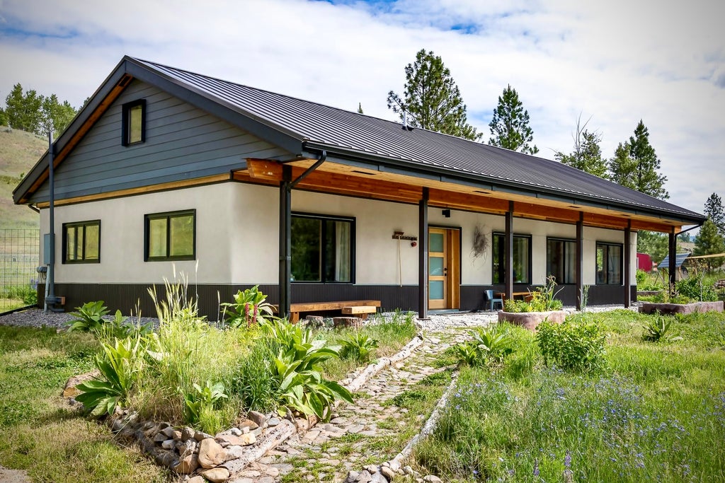 Photo of 776 Heron Court, Stevensville, MT 59870 (MLS # 30073098)