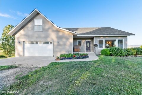 106 Upper Reservoir Road Lonepine MT 59848