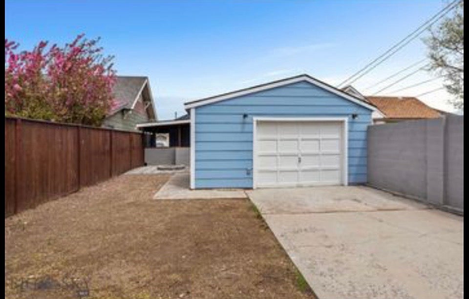 Photo of 2120 Elm Street, Butte, MT 59701 (MLS # 30079220)