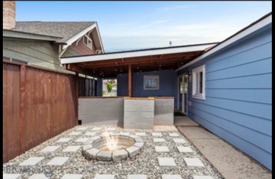 Photo of 2120 Elm Street, Butte, MT 59701 (MLS # 30079220)