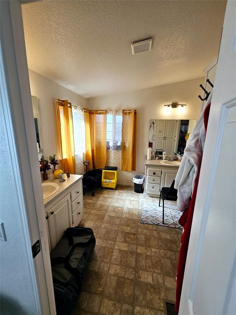 Tiny photo for 1725 Dukes Avenue, Missoula, MT 59808 (MLS # 30067730)