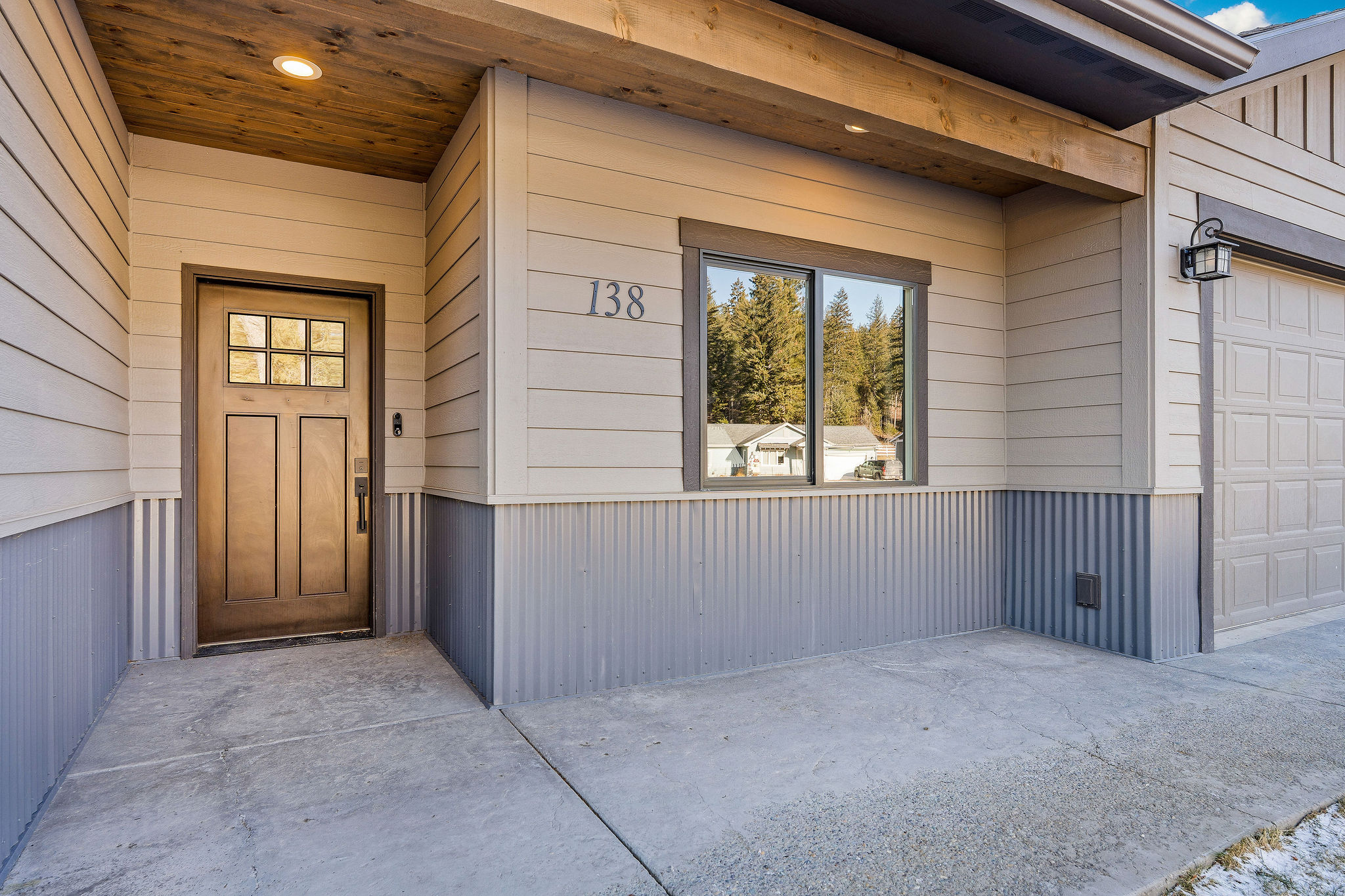 138 Crystal View Court